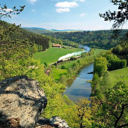Ok Ferien - Altes Bahnhaus Apartman Muldenhammer Kültér fotó