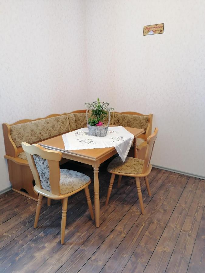 Ok Ferien - Altes Bahnhaus Apartman Muldenhammer Kültér fotó